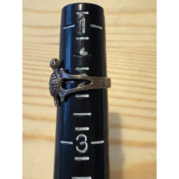 Adjustable Silver Turtle Toe Ring For Women - Picture 8 of 8